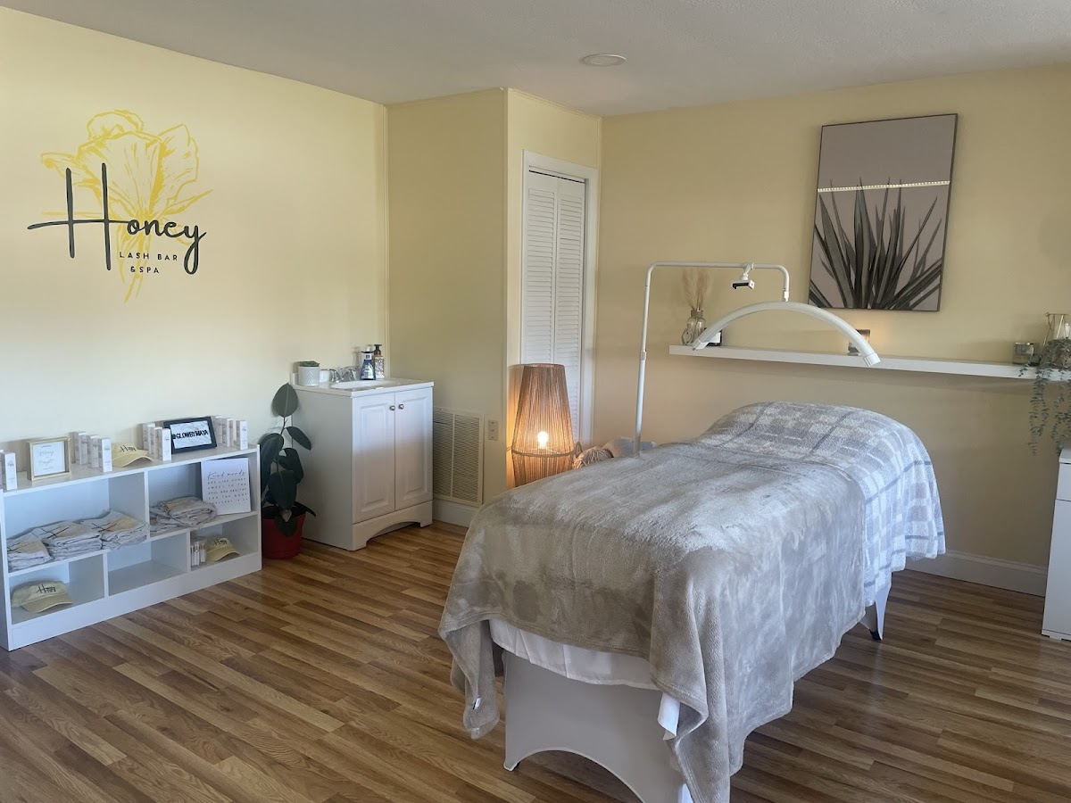 Honey Lash Bar & Spa