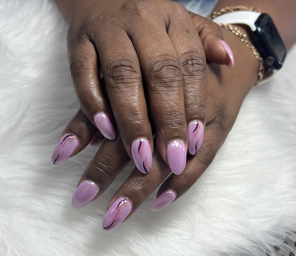 Tara Lash & Nail