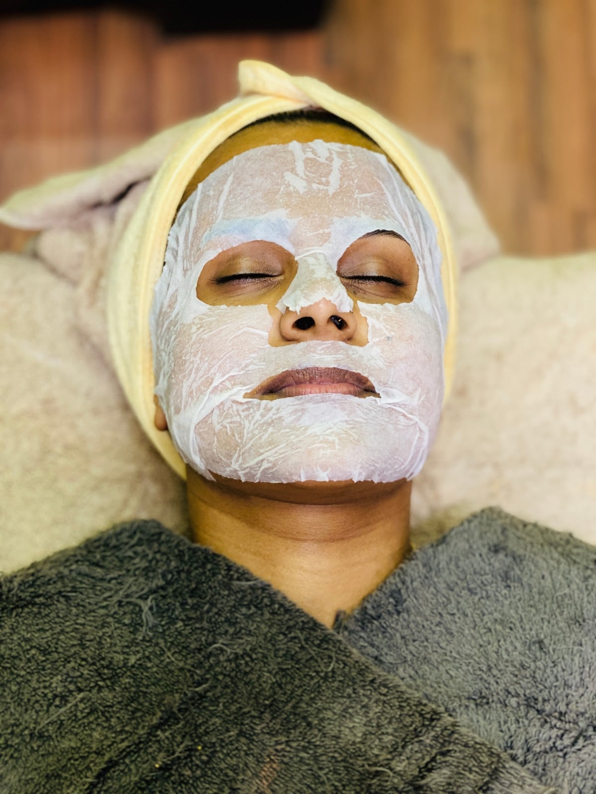 De'Lavish Beauty Centre