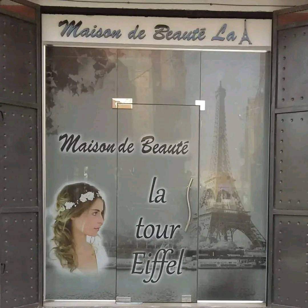 Maison de Beaute la Tour Eiffel