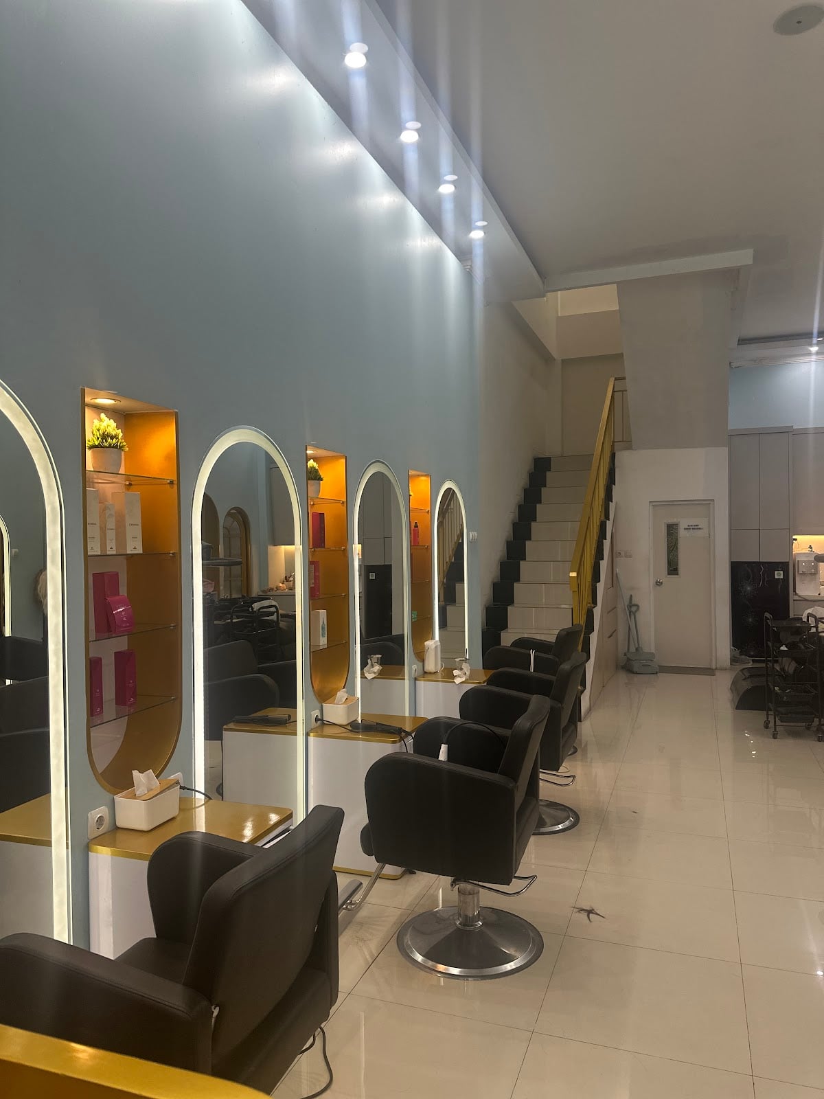 Wax and Beauty House Hair Salon & Spa Serang