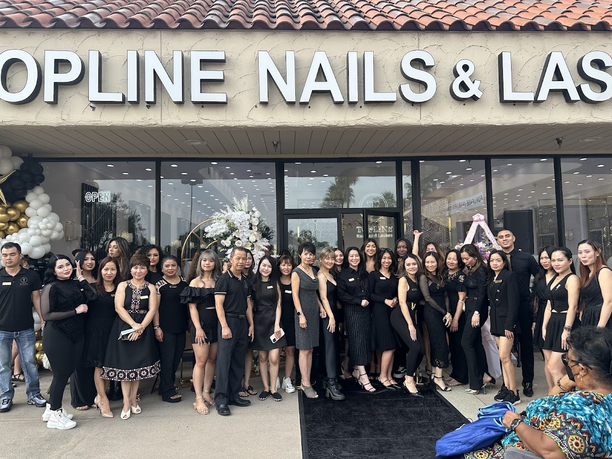 Topline Nails and Lashes