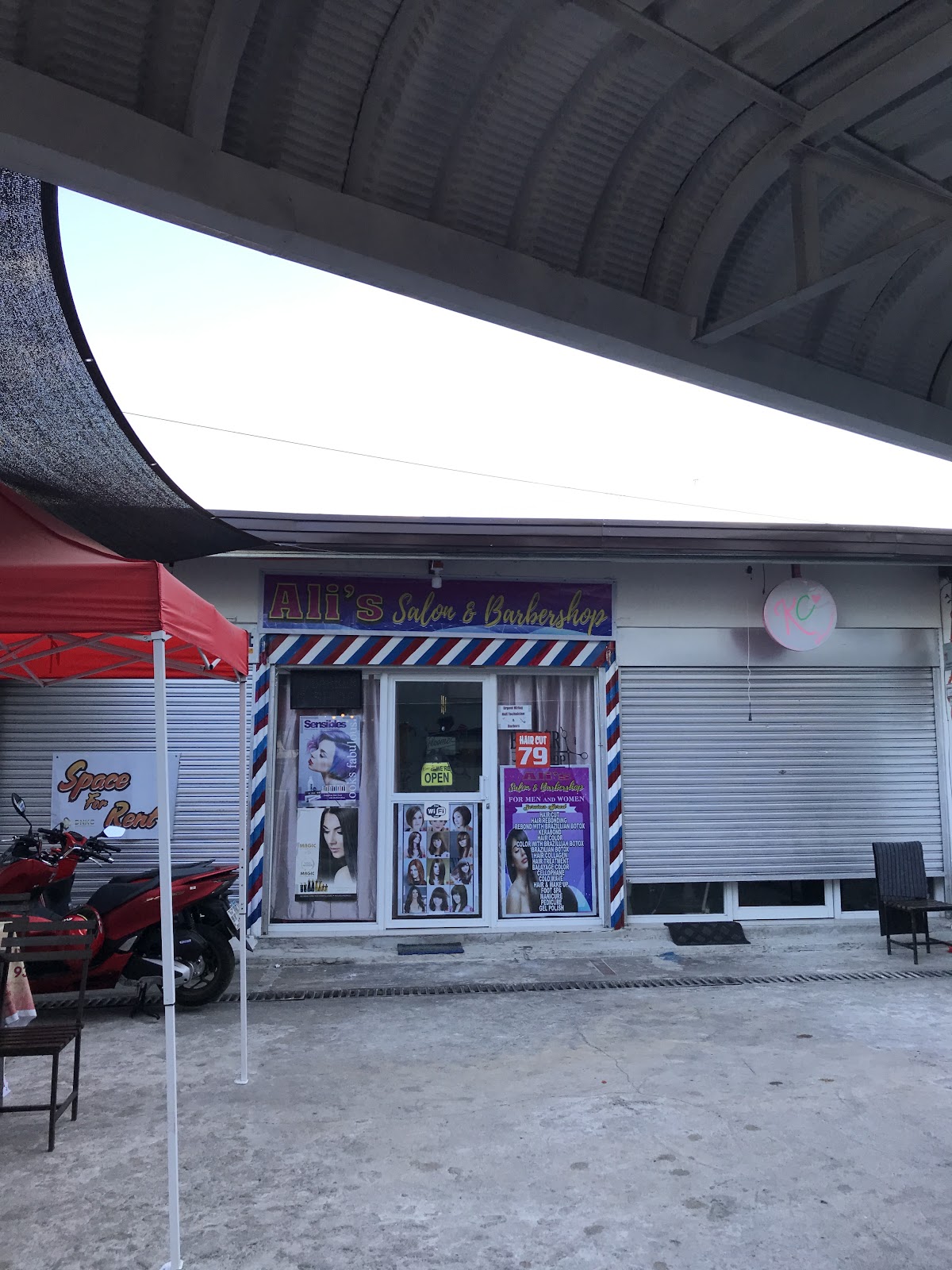 Ali's Salon for Men & Women