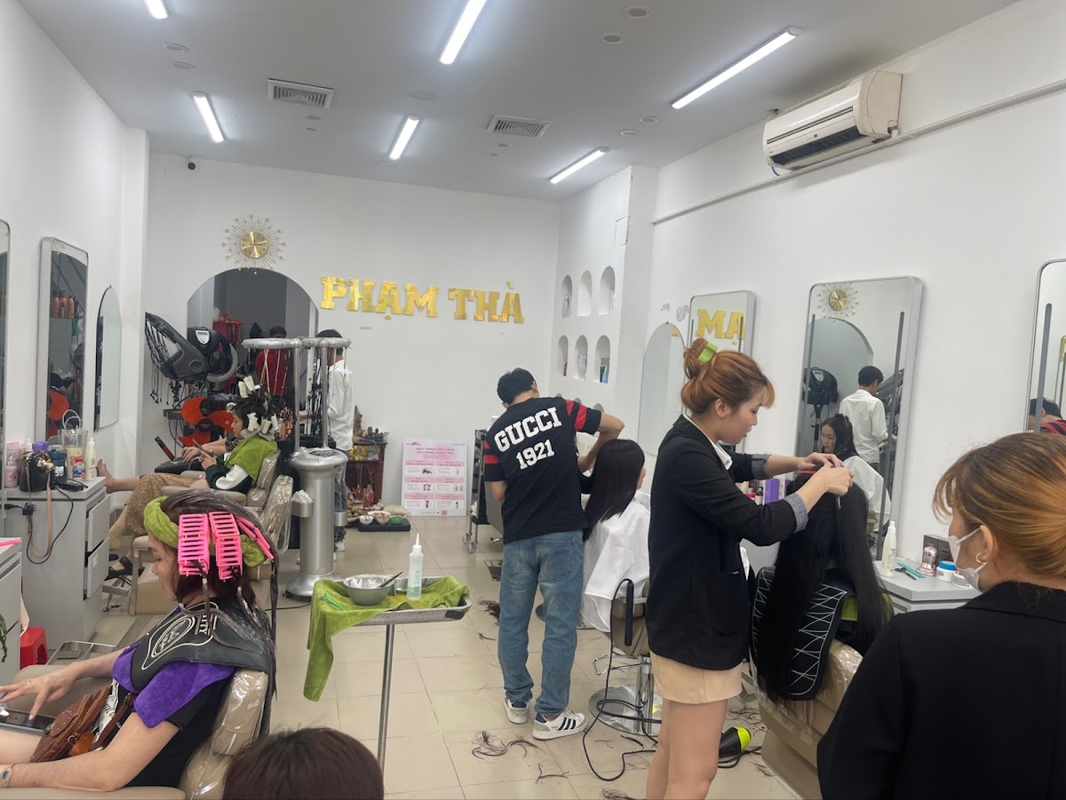 Salon Pham Tha
