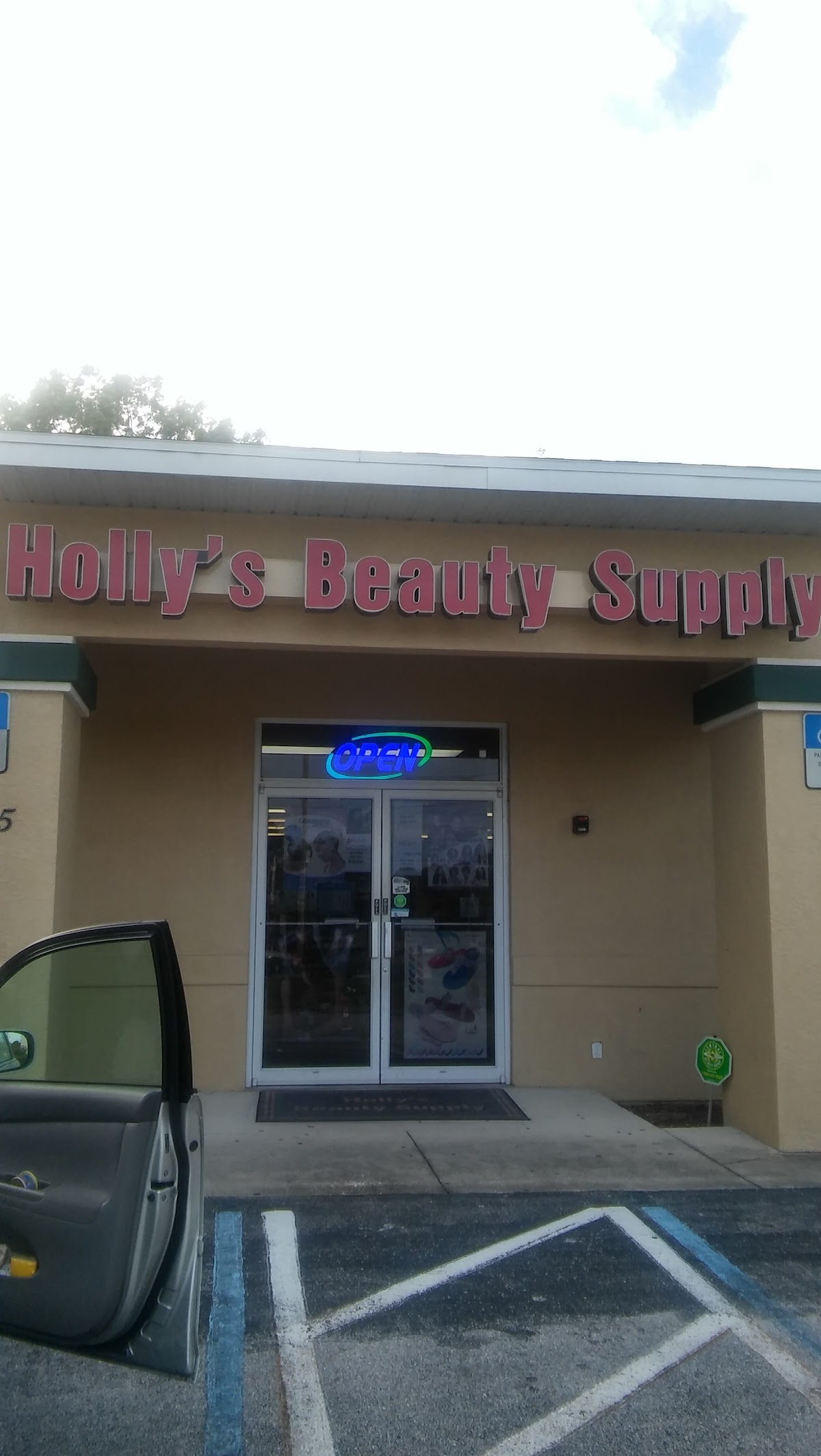 Holly's Beauty Supply