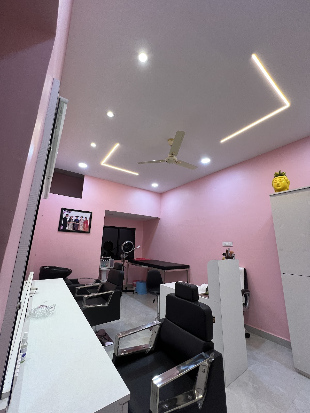 The Glam Bar Aesthetic Centre and salon