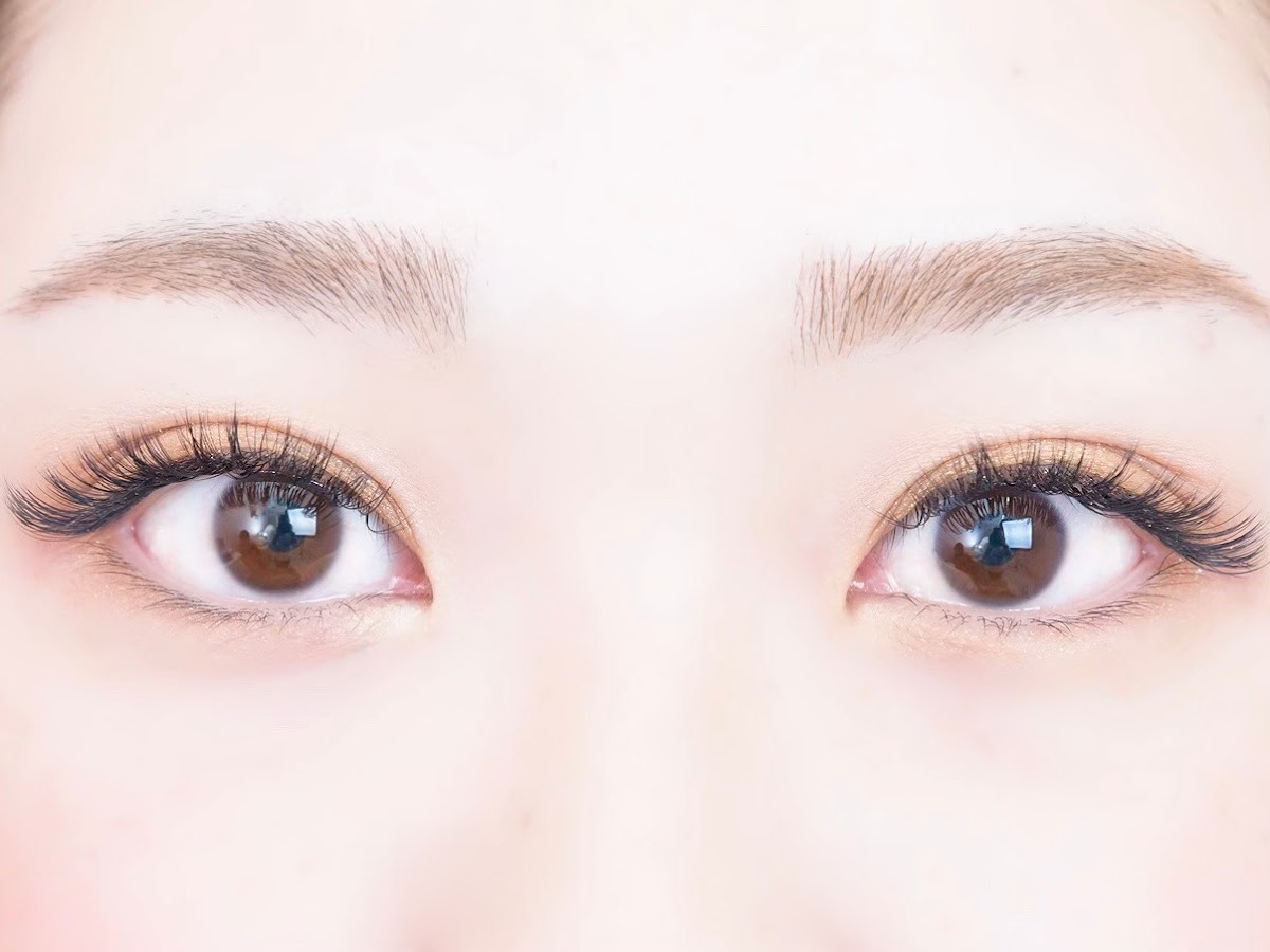 eyelash salon Anela Kameari