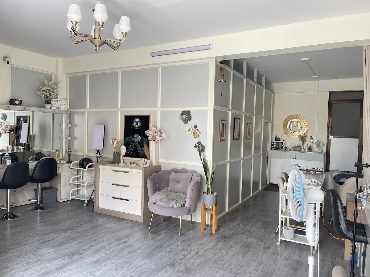 Shradha Beauty Makeup Studio