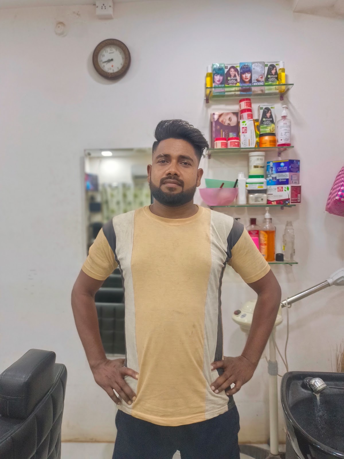 Singapore Saloon A/C