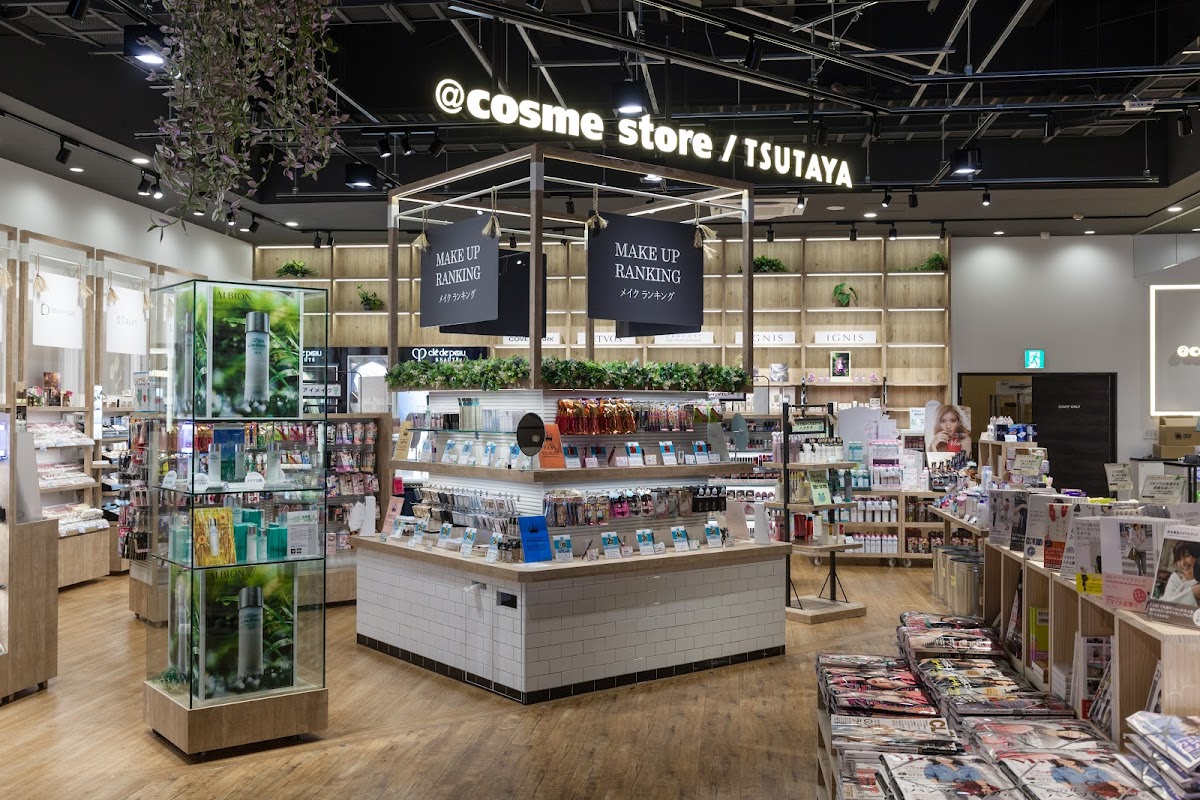 at_cosme STORE TSUTAYA Sapporo Utsukushigaoka