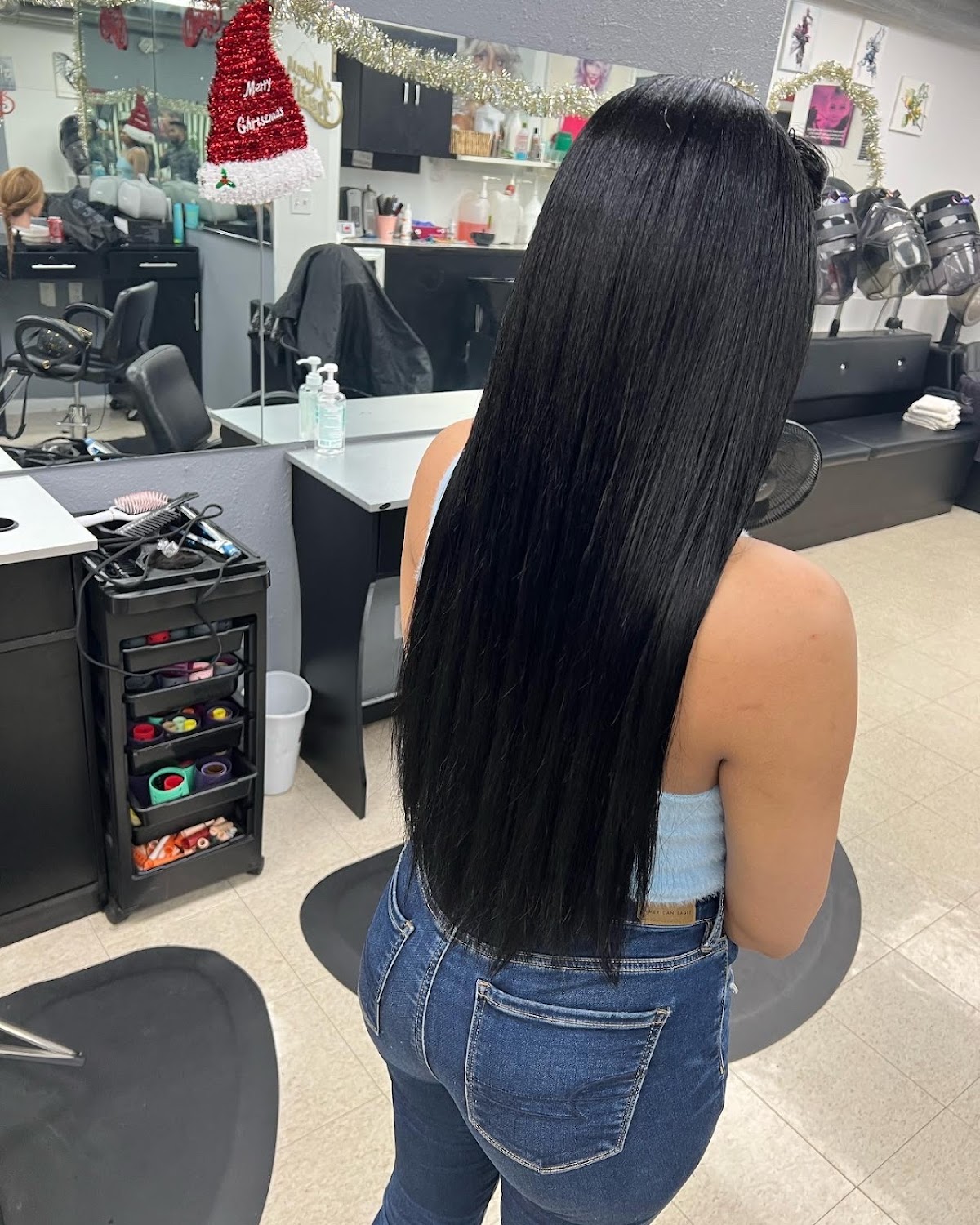 ELI DOMINICAN BEAUTY SALON