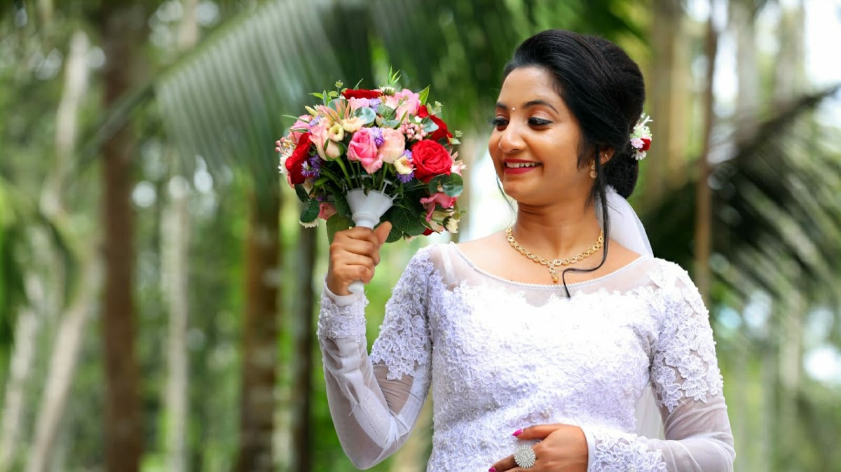Tiara Makeover Studio for Women Puthuppally