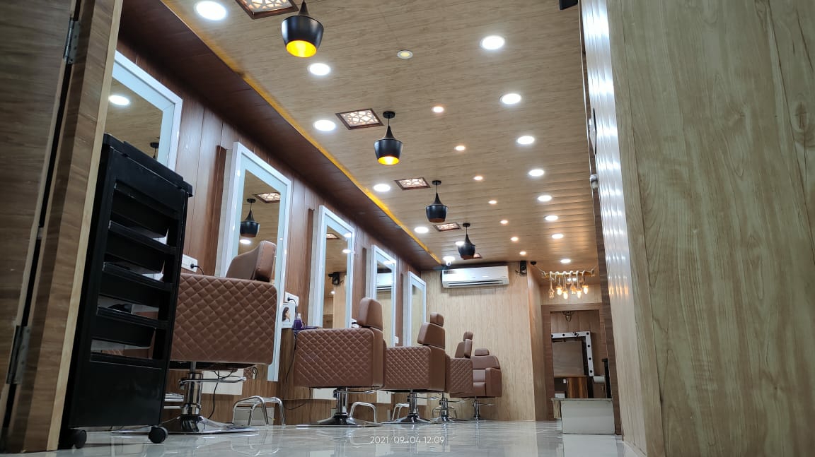 The Makeover - Unisex Beauty Salon