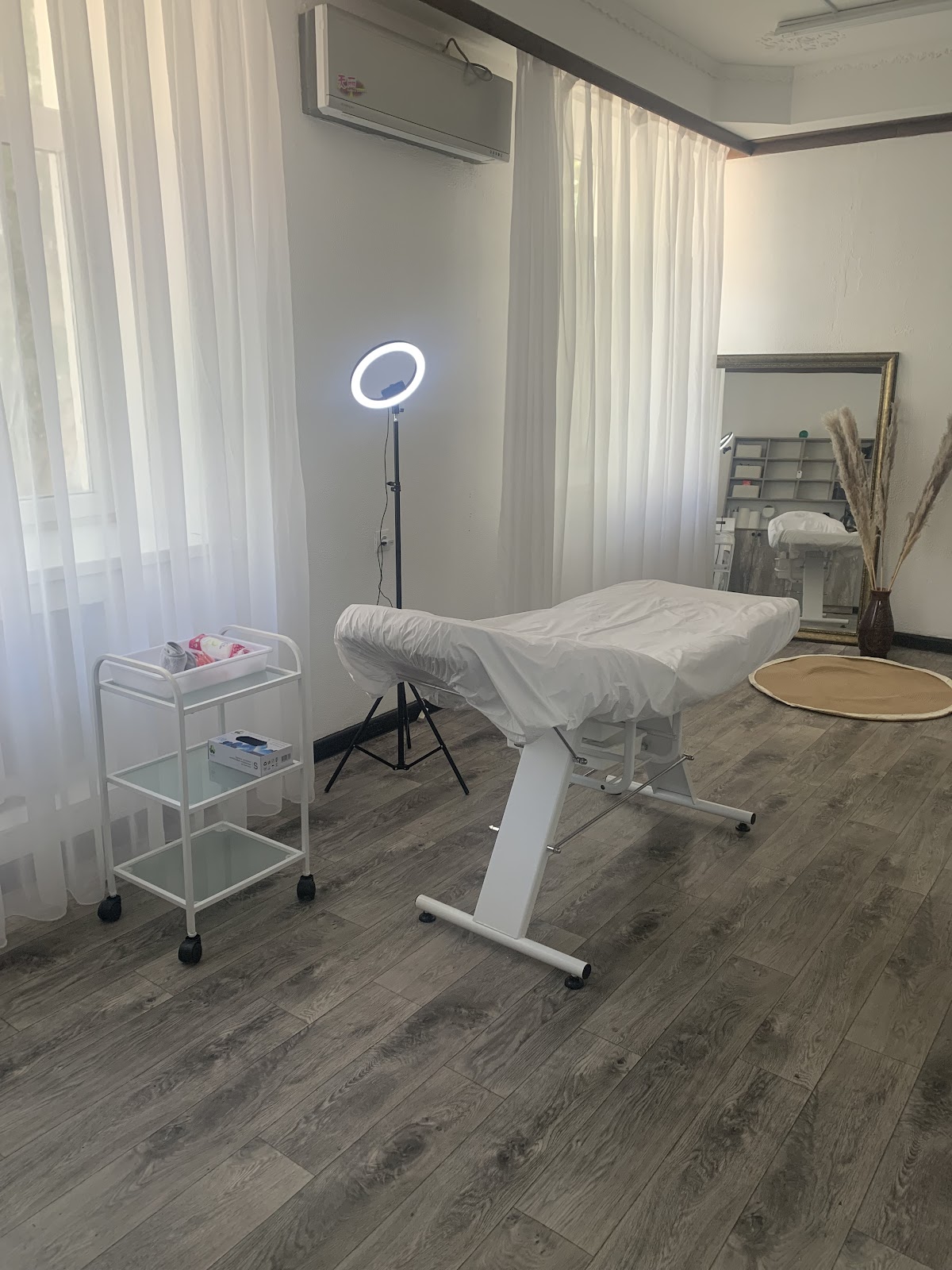 Chic&Charm Beauty Studio