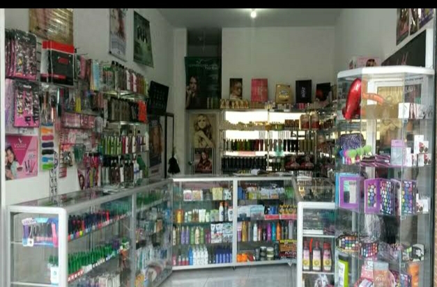 Cosméticos Sarah profesional