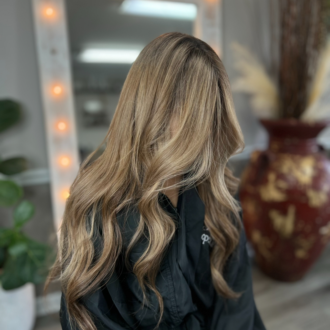 The Beauty Bar Salon