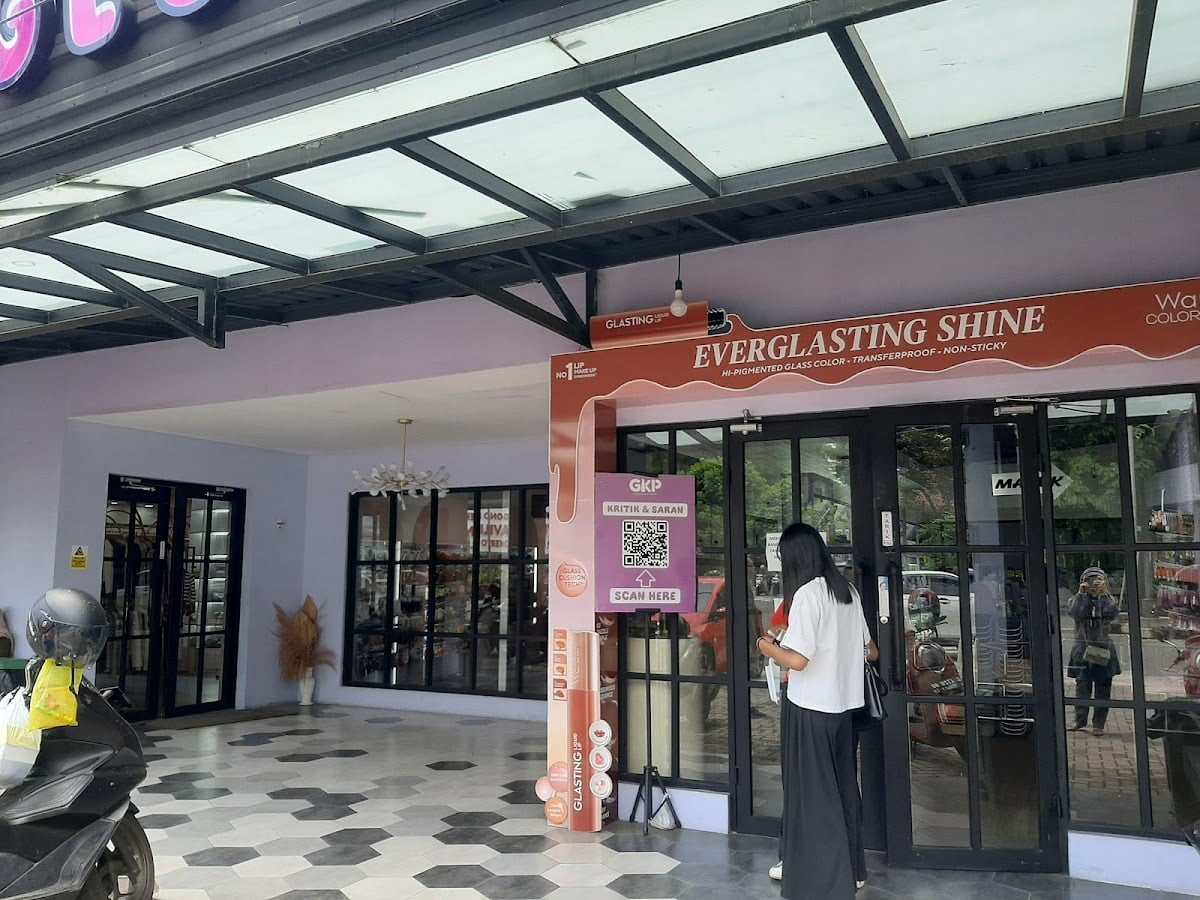 Gudang Kosmetik Purwokerto Cabang Kembaran