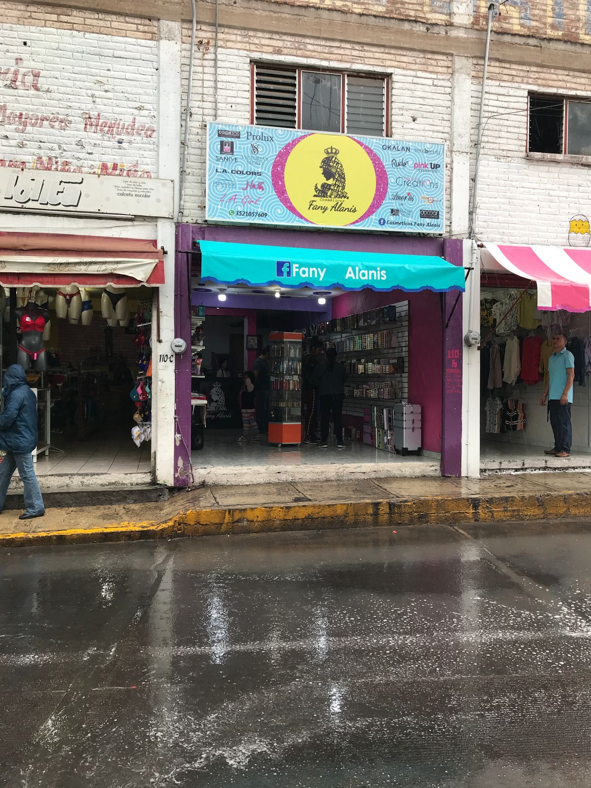 Plaza Cosméticos Fanny Alanís