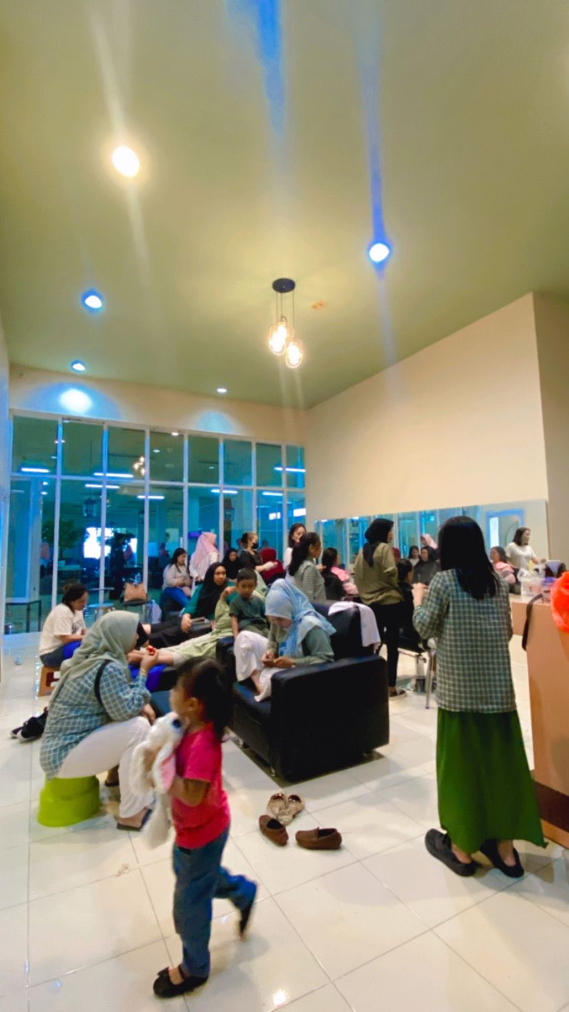 MATRIX SALON GOWA