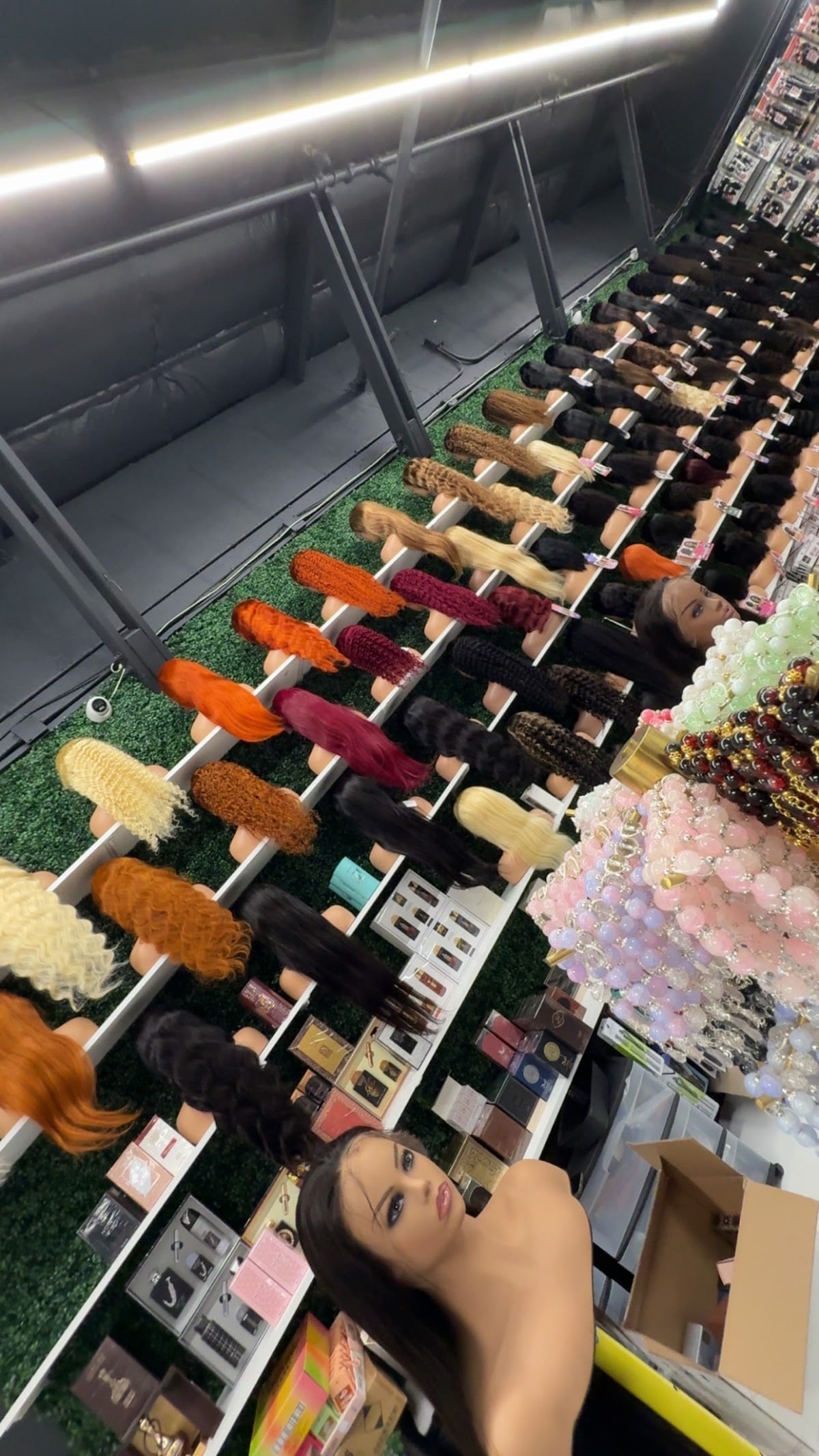 Luxyl Beauty Supply
