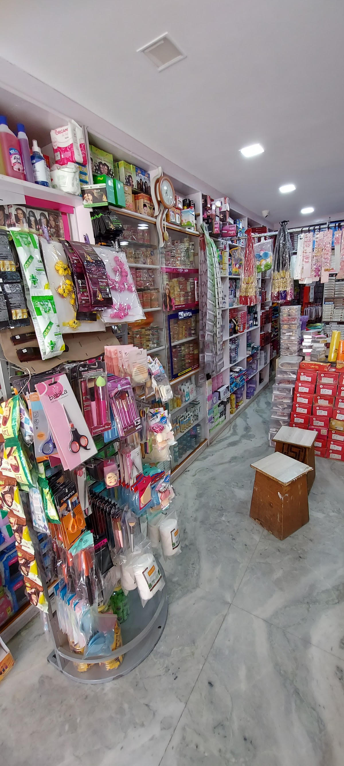 Shringarika Fancy Store