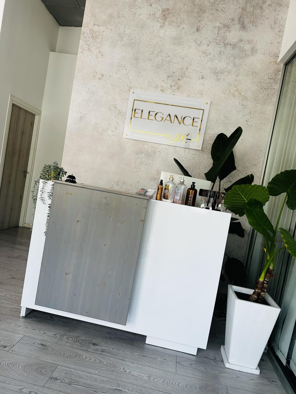 Elegance by GK