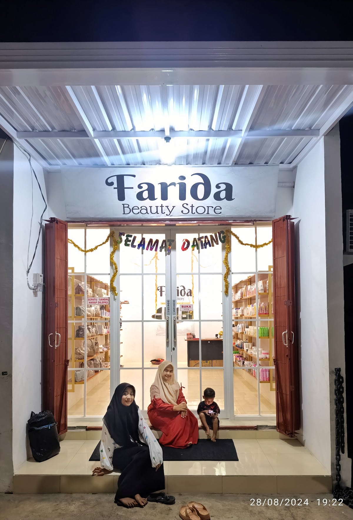FARIDA BEAUTY STORE