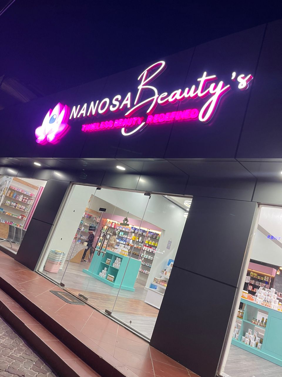 Nanosa Beauty's
