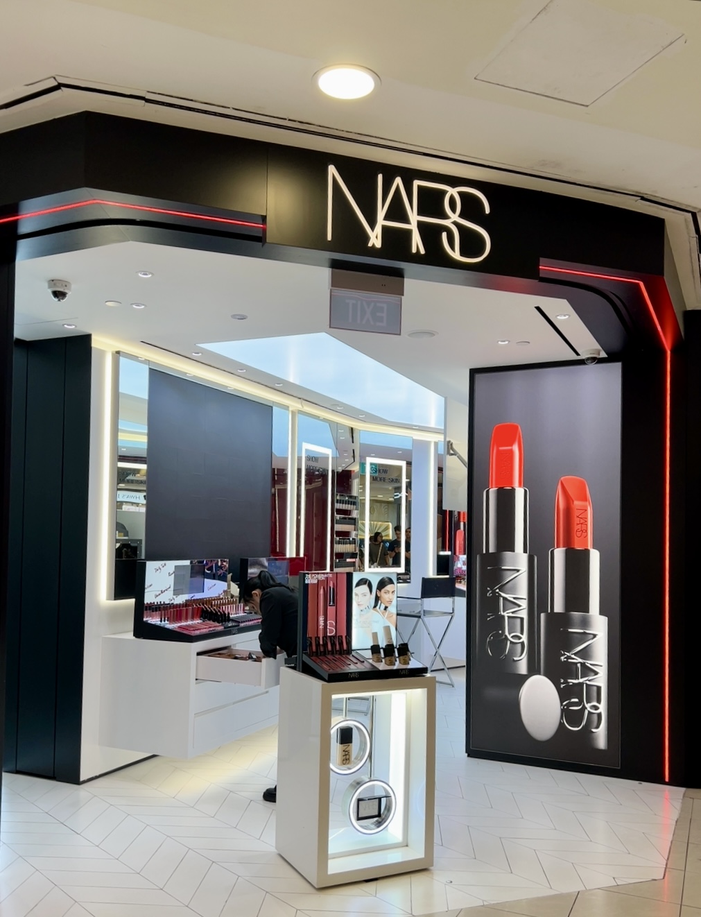 NARS 200 BUGIS
