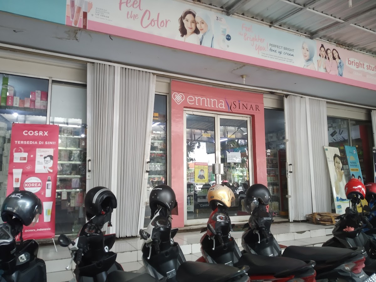 Toko Sinar Kosmetik Karangayar