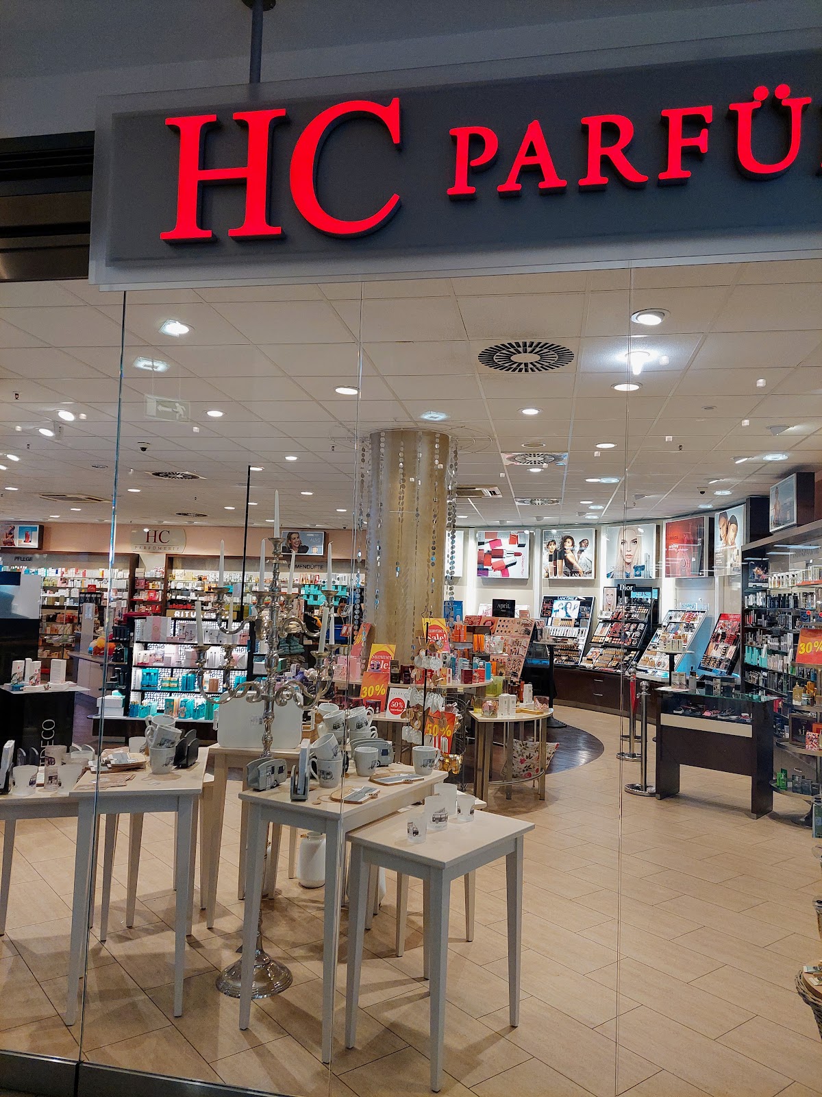 Parfümerie H.C. GmbH & Co KG