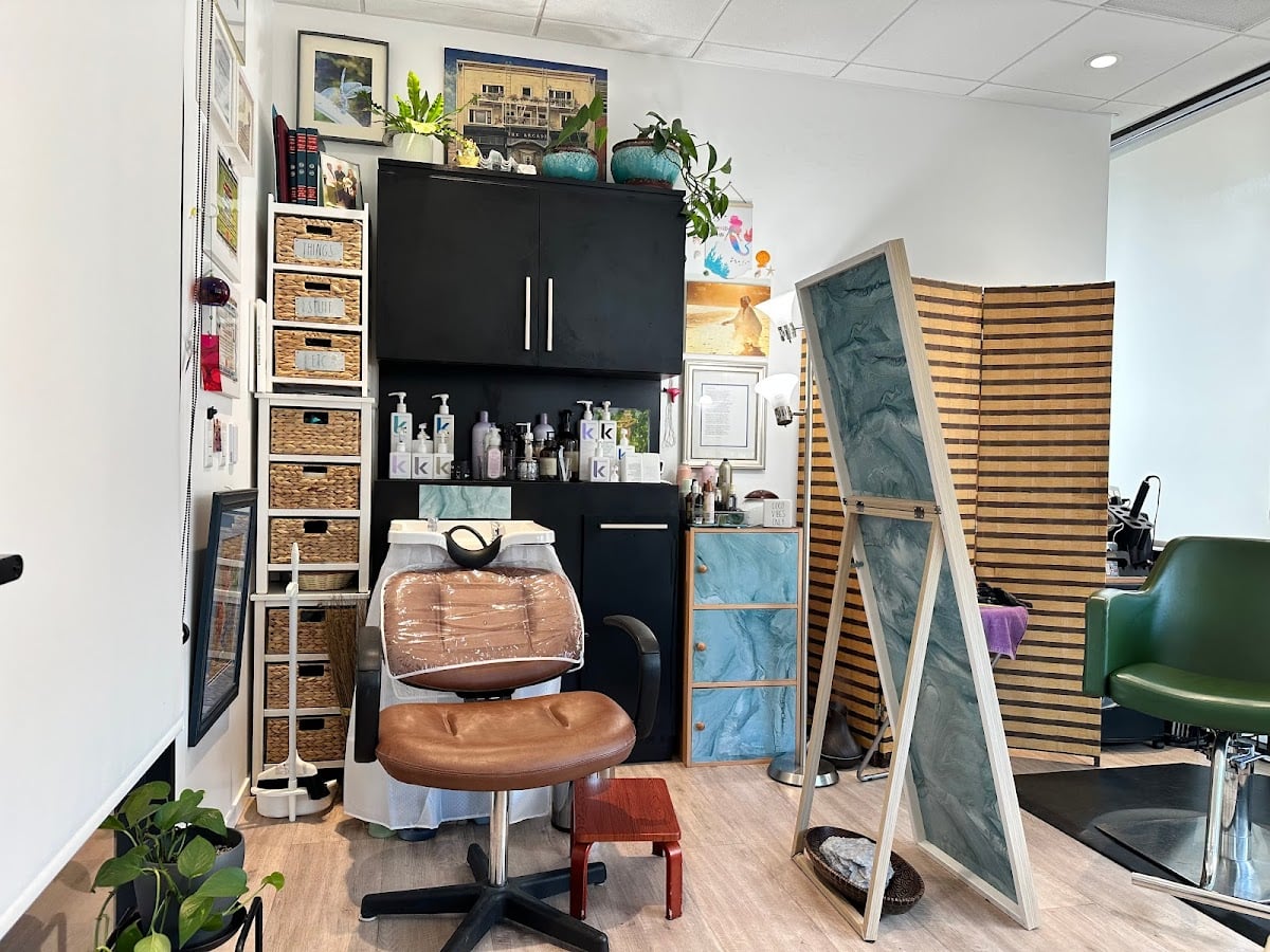 Lanta Salon