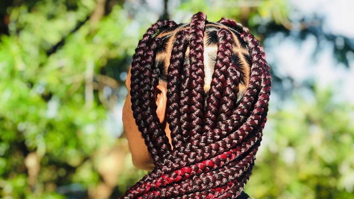 Vee Nails Hair and Beauty Lounge