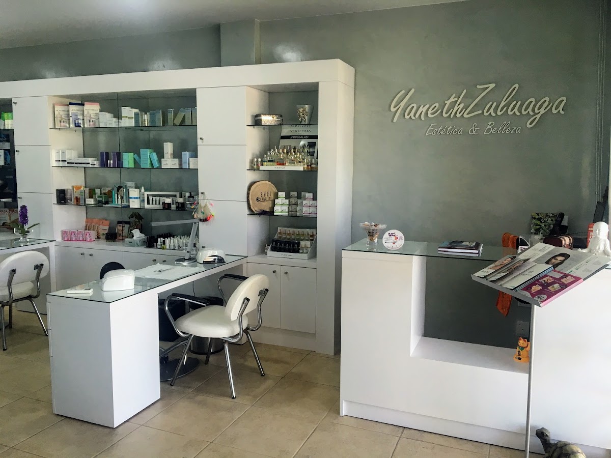 Yaneth Zuluaga - Estética Belleza Y Diseño De Uñas