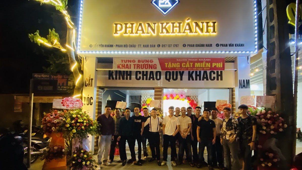 Salon Phan Khánh
