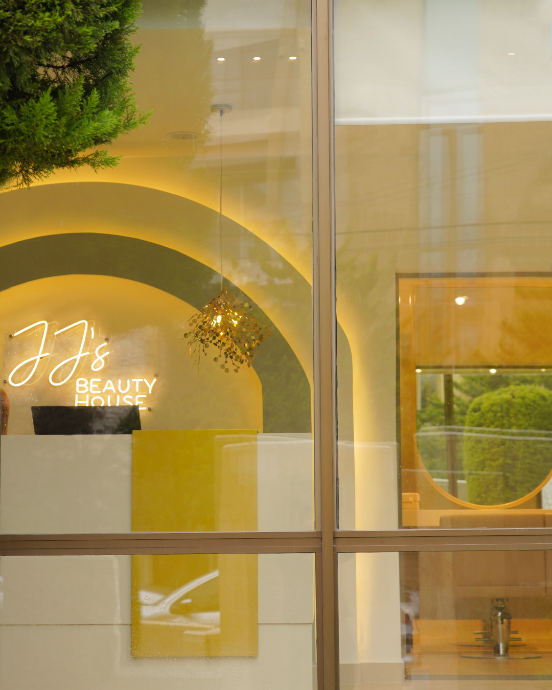 JJ's Beauty House