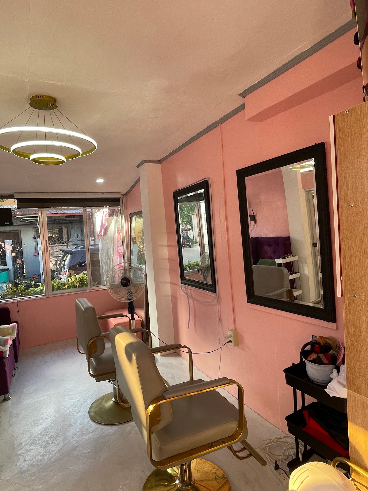 Marikit salon