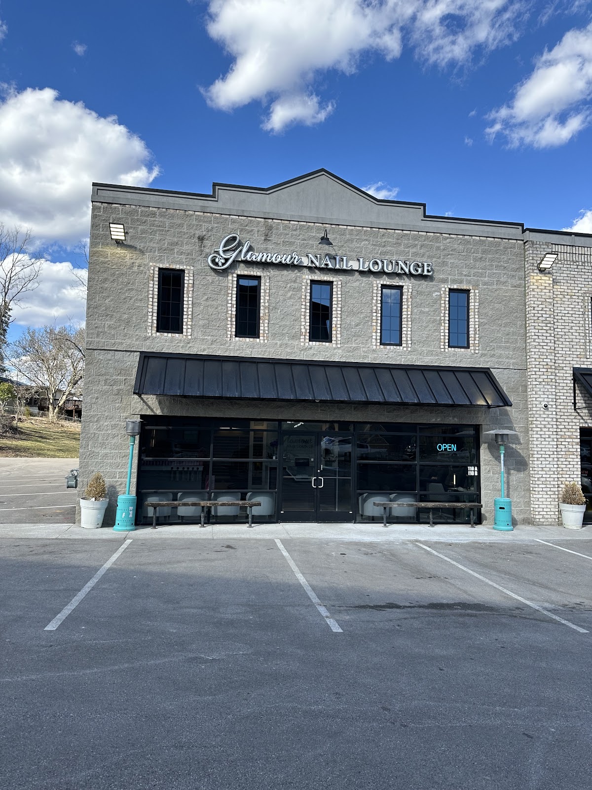 Glamour Nail Lounge
