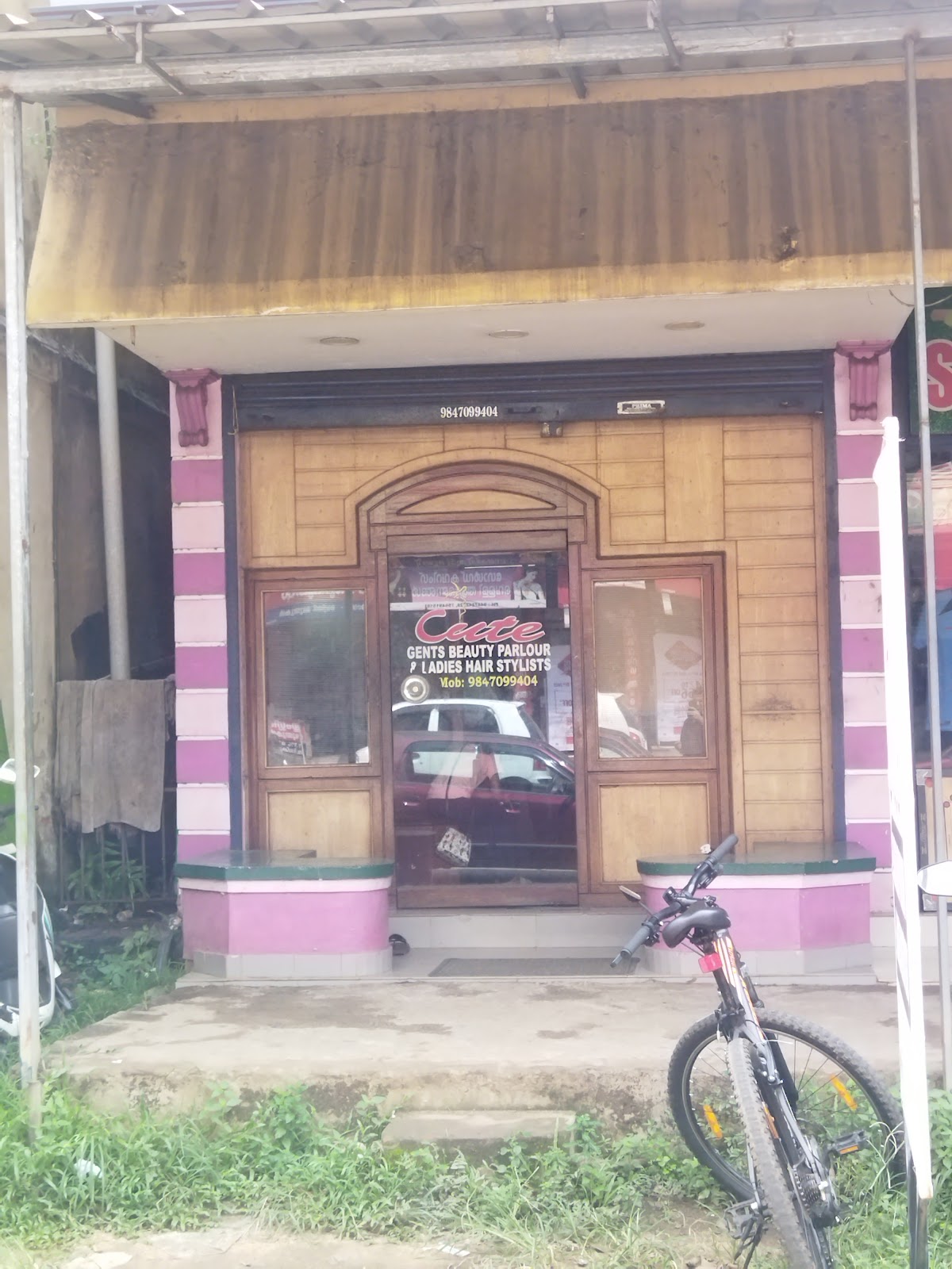 Cute Gents Beauty Parlour & Ladies Hair Stylists