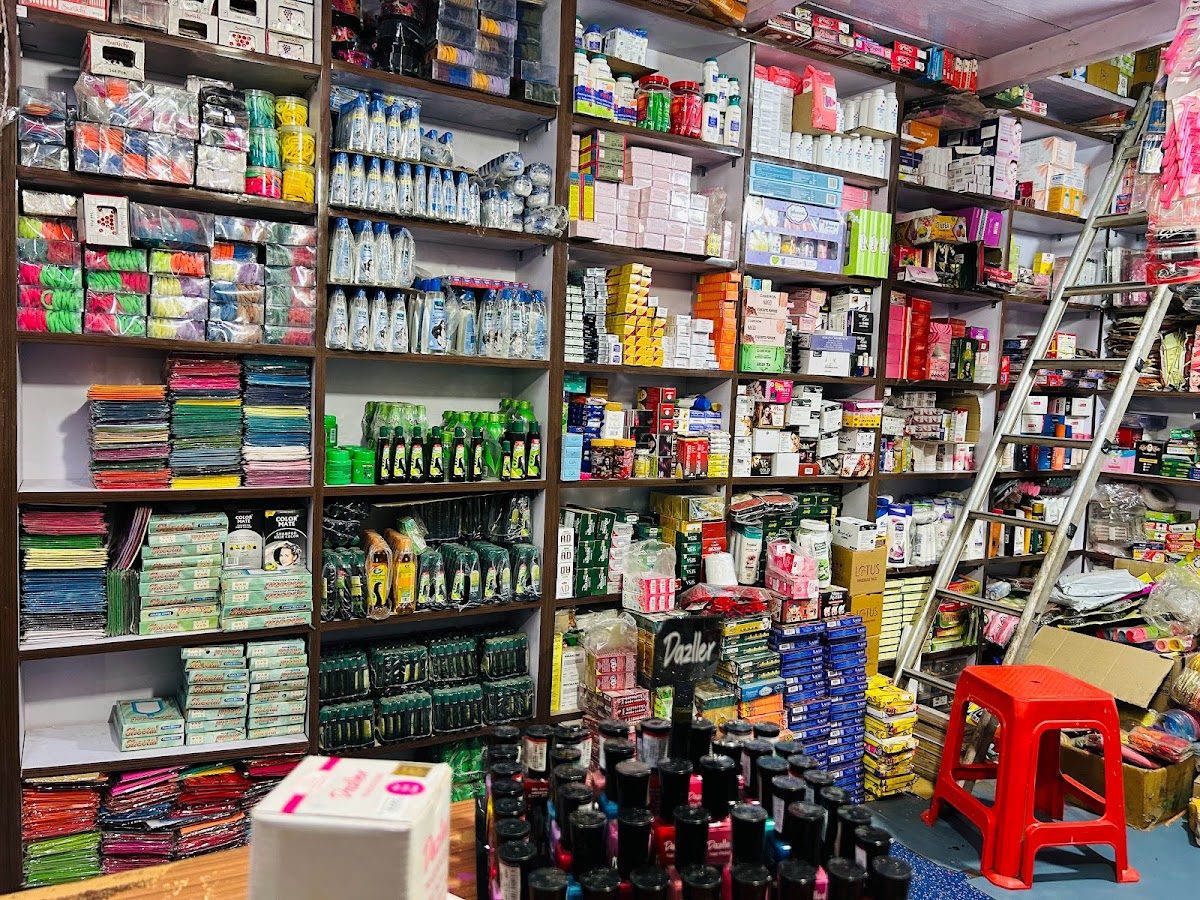 Kajal Sringar & Cosmetic