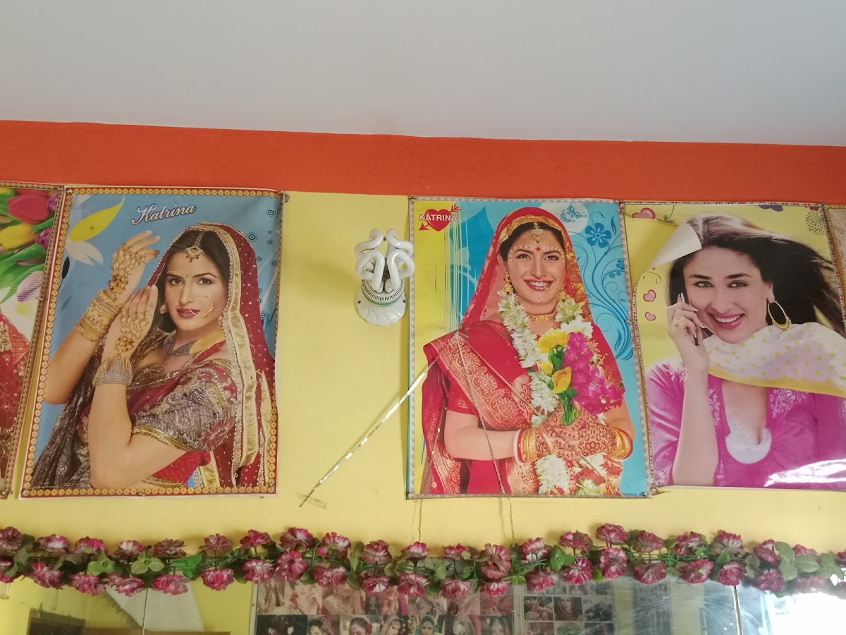 borsha beauty parlour