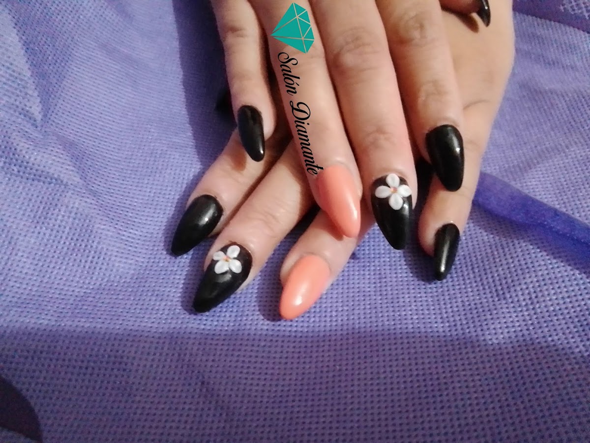 Salon Diamante