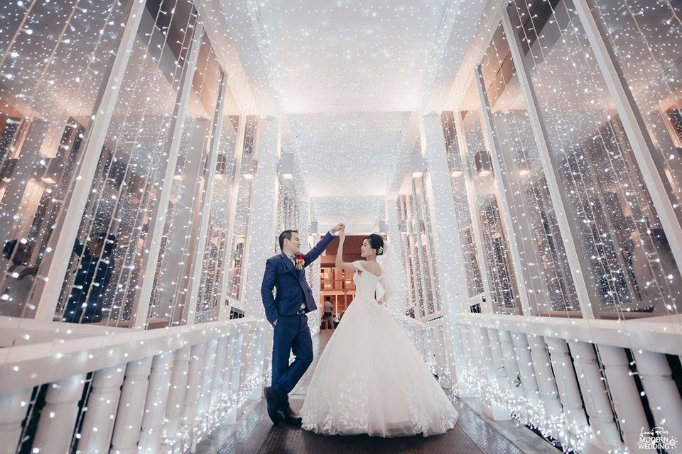Modern Wedding Studio
