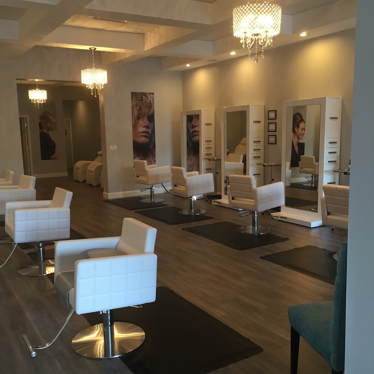 Aurora Beauty Salon