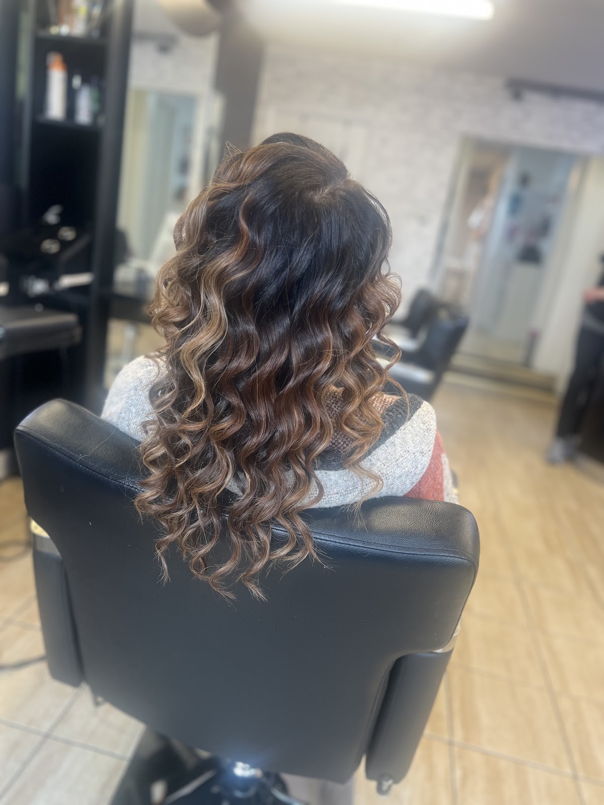 Color Plus by Idania