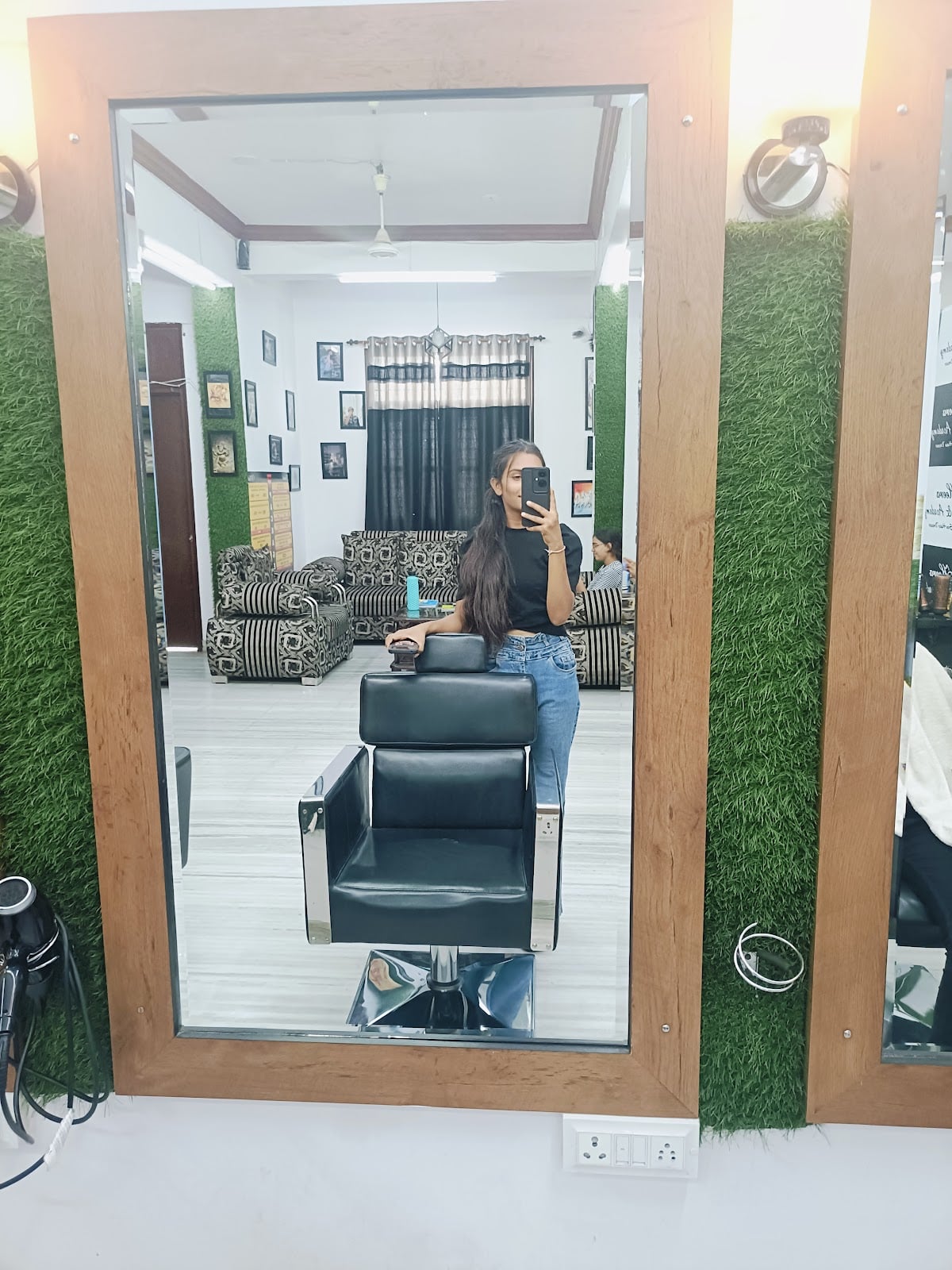 Heera Salon Academy