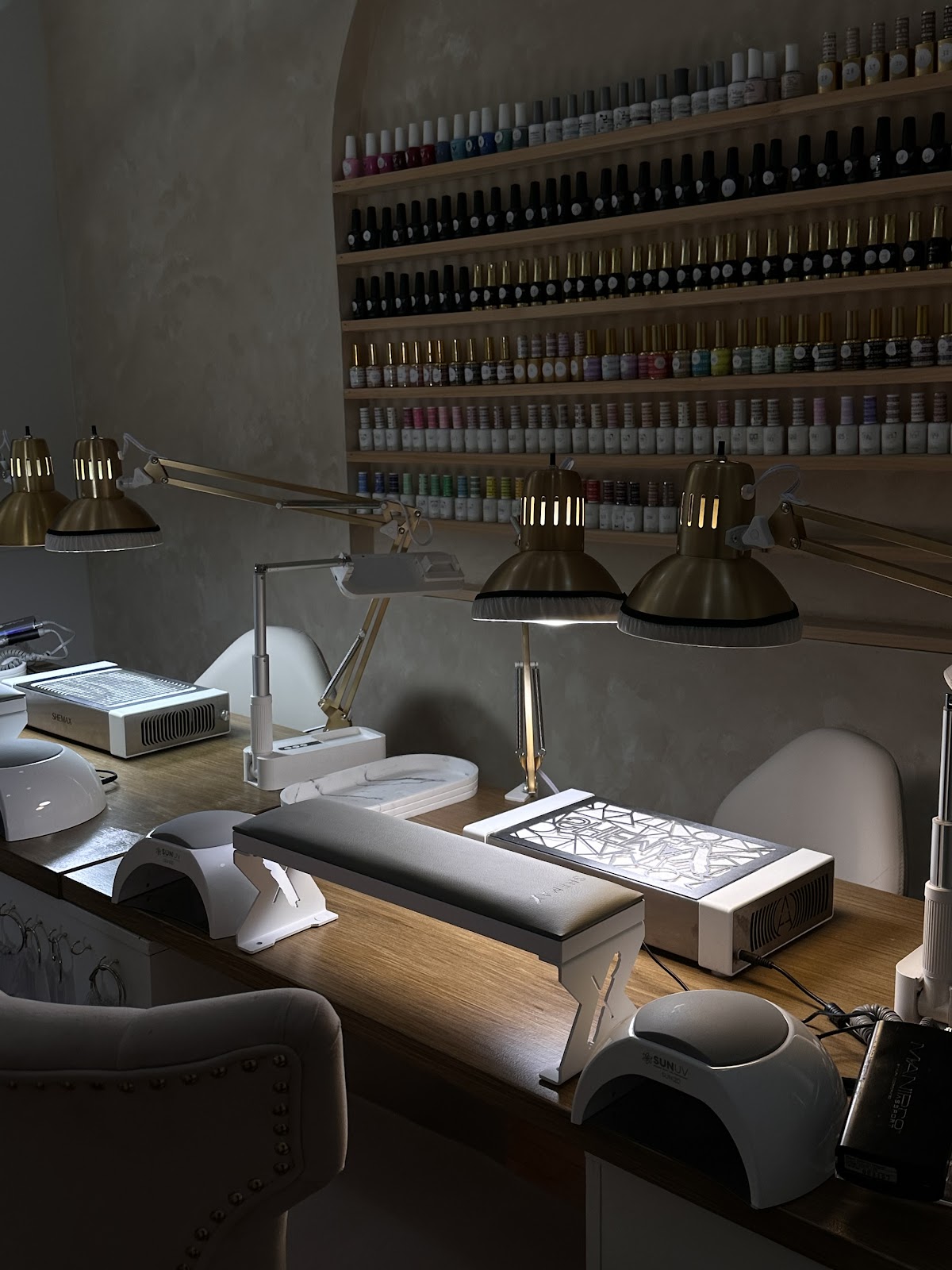 Brenda's Beauty Lounge