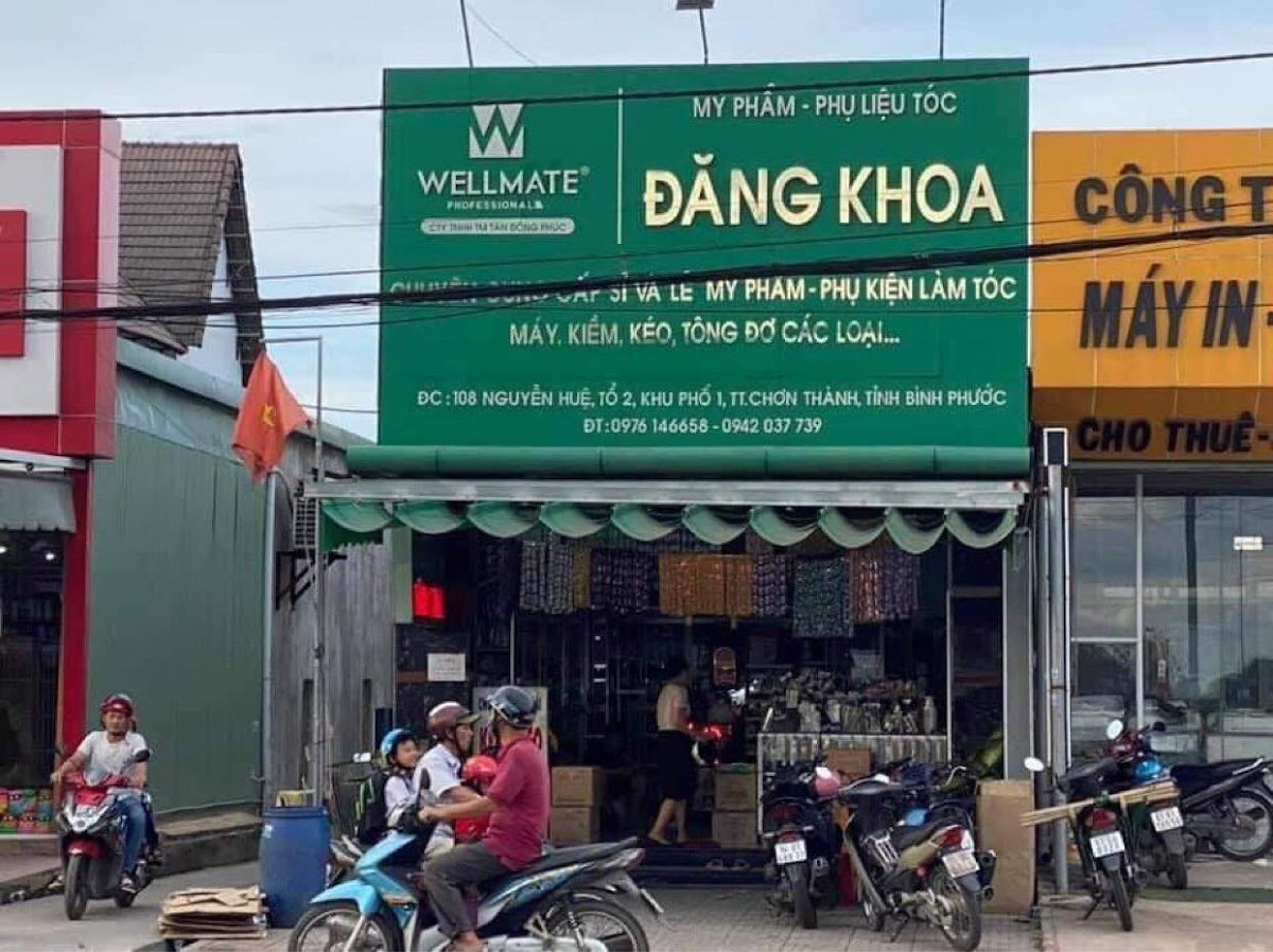 My Pham Phu Lieu Toc Dang Khoa