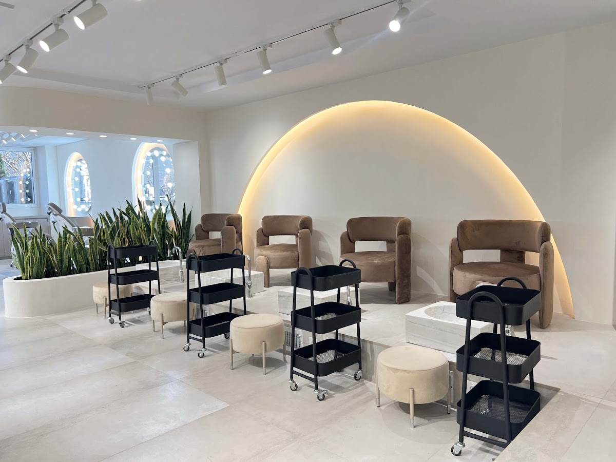 Barana Beauty Salon
