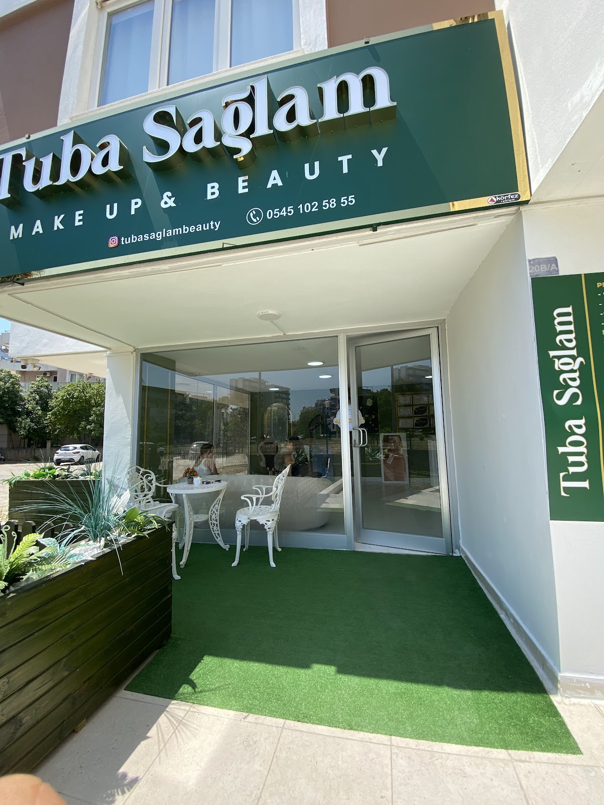 Tuba Saglam Make Up & Beauty